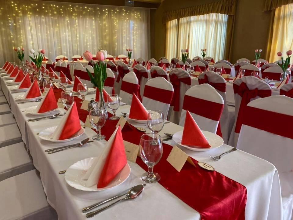 Malom Club Panzio Bed & Breakfast Baja Ngoại thất bức ảnh